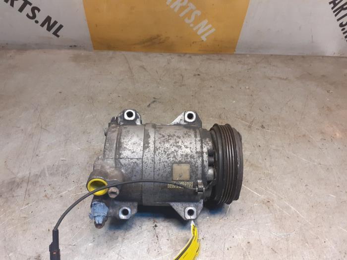 Gebruikte Aircopomp Suzuki Grand Vitara I (FT/GT/HT) 2.7 XL-7 V6 24V Prijs € 149,00 Margeregeling aangeboden door Yellow Parts