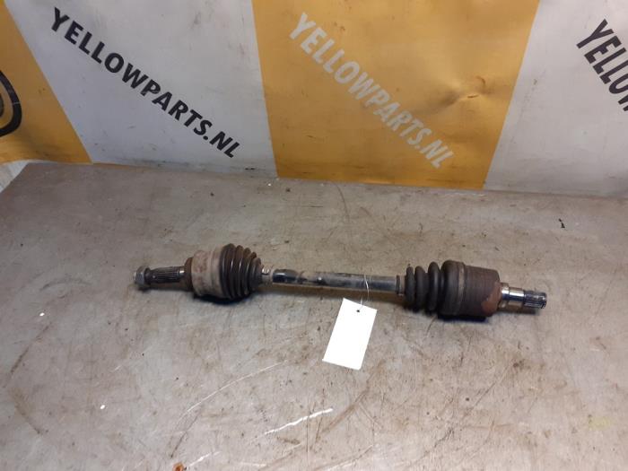 Gebruikte Steekas links-voor Suzuki Wagon-R+ (RB) 1.3 16V Prijs € 39,95 Margeregeling aangeboden door Yellow Parts