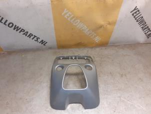 Gebruikte Radio omlijsting Toyota Aygo (B40) 1.2 12V Prijs € 29,00 Margeregeling aangeboden door Yellow Parts