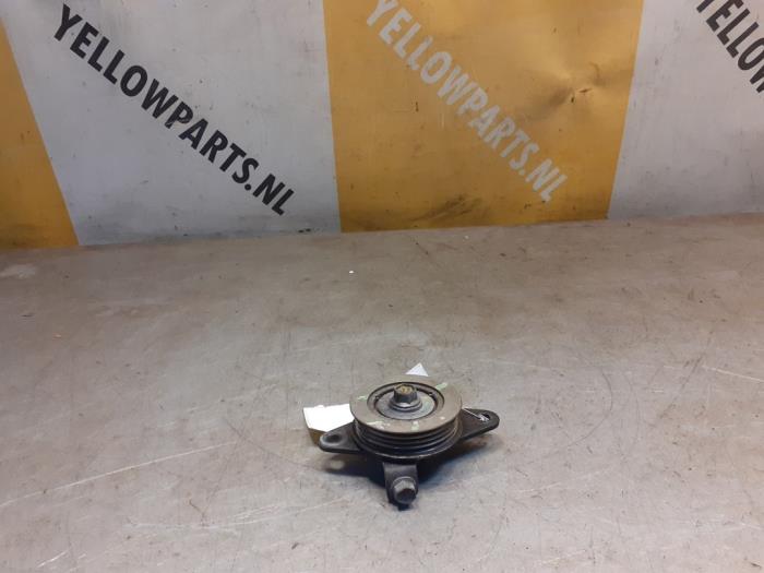 Gebruikte Spanrol Multiriem Suzuki Alto 1.0 12V Prijs € 30,00 Margeregeling aangeboden door Yellow Parts