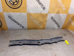 Gebruikte Radiateurbalk Suzuki Alto 1.0 12V Prijs € 29,99 Margeregeling aangeboden door Yellow Parts