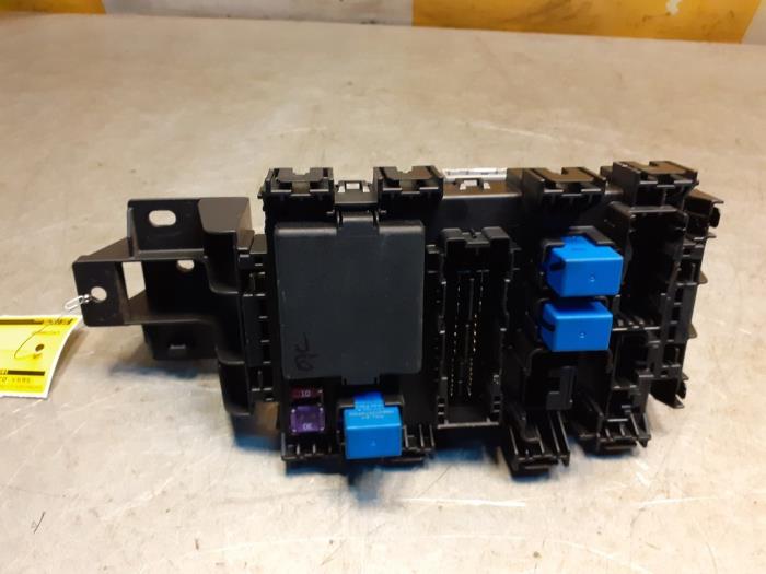 Gebruikte Computer Body Control Suzuki Alto 1.0 12V Prijs € 49,99 Margeregeling aangeboden door Yellow Parts