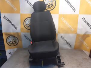 Gebruikte Voorstoel links Suzuki New Ignis (MH) 1.5 16V Prijs € 75,00 Margeregeling aangeboden door Yellow Parts