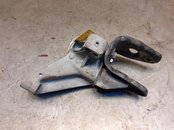 Gebruikte Motorsteun Suzuki Splash 1.0 12V Prijs € 29,99 Margeregeling aangeboden door Yellow Parts