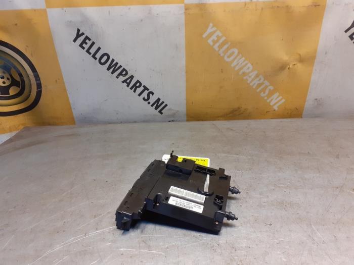 Gebruikte Computer Body Control Suzuki Grand Vitara I (FT/GT/HT) 2.0 16V Prijs € 50,00 Margeregeling aangeboden door Yellow Parts