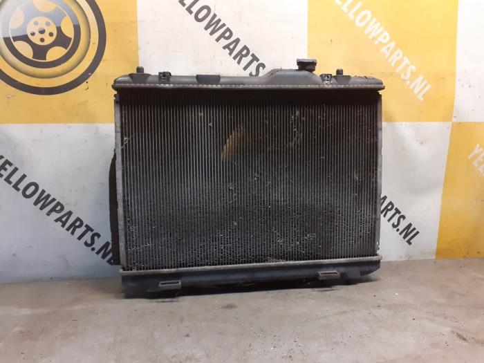 Gebruikte Radiateur Suzuki Swift (ZA/ZC/ZD1/2/3/9) 1.6 Sport VVT 16V Prijs € 55,00 Margeregeling aangeboden door Yellow Parts