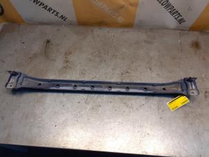 Gebruikte Bumperbalk voor Suzuki Wagon-R+ (RB) 1.3 16V Prijs € 35,00 Margeregeling aangeboden door Yellow Parts