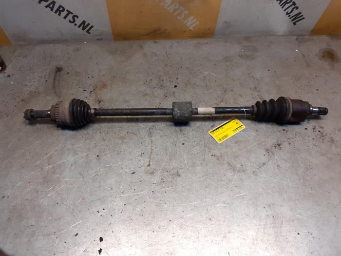 Gebruikte Steekas rechts-voor Suzuki Wagon-R+ (RB) 1.3 16V Prijs € 39,95 Margeregeling aangeboden door Yellow Parts