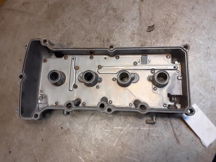 Gebruikte Kleppendeksel Suzuki Swift (ZA/ZC/ZD1/2/3/9) 1.3 VVT 16V Prijs € 34,99 Margeregeling aangeboden door Yellow Parts