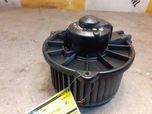 Gebruikte Kachel Ventilatiemotor Suzuki Grand Vitara I (FT/GT/HT) 1.6 16V Prijs € 49,00 Margeregeling aangeboden door Yellow Parts