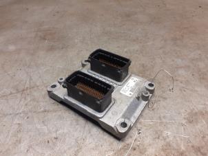 Computer Inspuit van een Opel Agila (A) 1.2 16V 2004