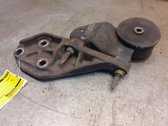 Gebruikte Motorrubber Suzuki Alto (RF410) 1.1 16V Prijs € 25,00 Margeregeling aangeboden door Yellow Parts