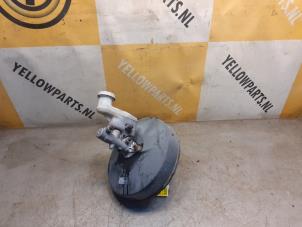 Gebruikte Hoofdremcilinder Suzuki Liana (ERC/ERD/RH4) 1.6 MPi 16V Prijs € 39,99 Margeregeling aangeboden door Yellow Parts