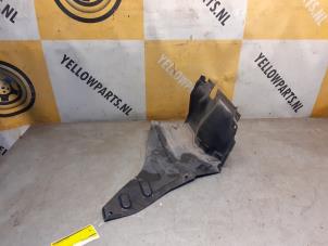 Gebruikte Beschermplaat bodem Suzuki Swift (ZA/ZC/ZD) 1.2 16_ Prijs € 19,99 Margeregeling aangeboden door Yellow Parts