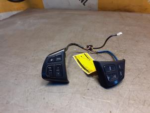 Gebruikte Schakelaar stuurbediening Suzuki SX4 S-Cross (JY) 1.6 16V AllGrip Prijs € 55,00 Margeregeling aangeboden door Yellow Parts