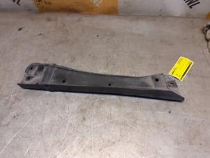 Gebruikte Motorbalk Suzuki Splash 1.0 12V Prijs € 39,99 Margeregeling aangeboden door Yellow Parts