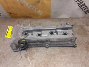 Gebruikte Kleppendeksel Suzuki SX4 (EY/GY) 1.6 16V VVT Grip 4x4 Prijs € 24,99 Margeregeling aangeboden door Yellow Parts