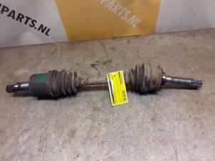 Gebruikte Homokineetas rechts-voor Suzuki Grand Vitara I (FT/GT/HT) 2.5 V6 24V Prijs € 85,00 Margeregeling aangeboden door Yellow Parts