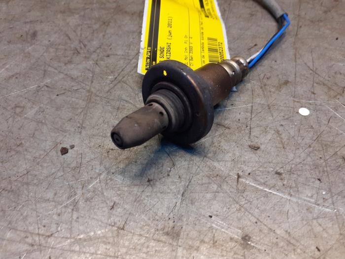 Lambda Sonde van een Suzuki Kizashi (FRE/FRF) 2.4 16V 4x4 2011