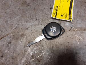 Gebruikte Sleutel Suzuki Splash 1.0 12V Prijs € 34,99 Margeregeling aangeboden door Yellow Parts