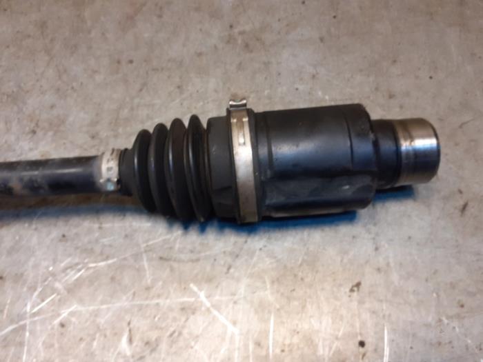 Aandrijfas rechts-voor van een Suzuki SX4 S-Cross (JY) 1.6 16V AllGrip 2014