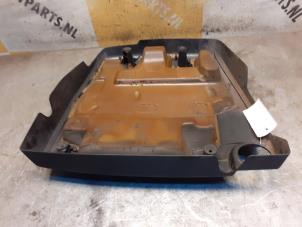 Gebruikte Afdekplaat motor Suzuki Kizashi (FRE/FRF) 2.4 16V 4x4 Prijs € 44,99 Margeregeling aangeboden door Yellow Parts