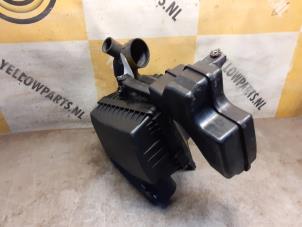 Gebruikte Luchtfilterhuis Suzuki Kizashi (FRE/FRF) 2.4 16V 4x4 Prijs € 79,99 Margeregeling aangeboden door Yellow Parts