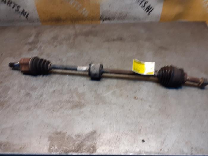 Gebruikte Steekas rechts-voor Suzuki Wagon-R+ (RB) 1.3 16V Prijs € 39,95 Margeregeling aangeboden door Yellow Parts