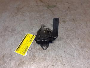 Gebruikte Motorkap Slotmechaniek Suzuki Swift (ZA/ZC/ZD1/2/3/9) 1.3 VVT 16V Prijs € 15,00 Margeregeling aangeboden door Yellow Parts