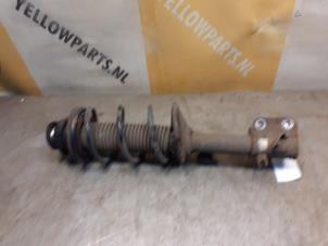 Gebruikte Mac Phersonpoot links-voor Suzuki Alto 1.0 12V Prijs € 39,00 Margeregeling aangeboden door Yellow Parts