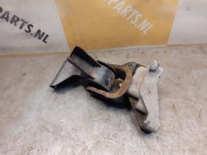 Gebruikte Motorsteun Suzuki Alto 1.0 12V Prijs € 30,00 Margeregeling aangeboden door Yellow Parts