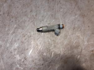Gebruikte Injector (benzine injectie) Suzuki SX4 (EY/GY) 1.5 16V Base,Comfort Prijs € 19,99 Margeregeling aangeboden door Yellow Parts