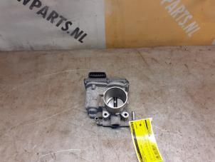 Gebruikte Gasklephuis Suzuki Celerio (LF) 1.0 12V Prijs € 45,00 Margeregeling aangeboden door Yellow Parts