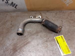 Gebruikte Waterpijp Suzuki Grand Vitara II (JT) 1.6 16V Prijs € 39,99 Margeregeling aangeboden door Yellow Parts