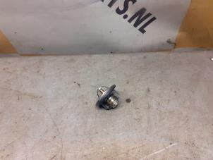 Gebruikte Thermostaat Suzuki Swift (SF310/413) 1.3i 16V Prijs € 12,50 Margeregeling aangeboden door Yellow Parts