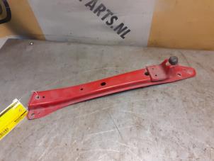 Gebruikte Frontdeel steun Suzuki Swift (ZA/ZC/ZD) 1.2 16V Prijs € 19,99 Margeregeling aangeboden door Yellow Parts