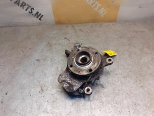 Gebruikte Fusee houder rechts-voor Suzuki Swift (ZA/ZC/ZD) 1.2 16V Prijs € 59,00 Margeregeling aangeboden door Yellow Parts