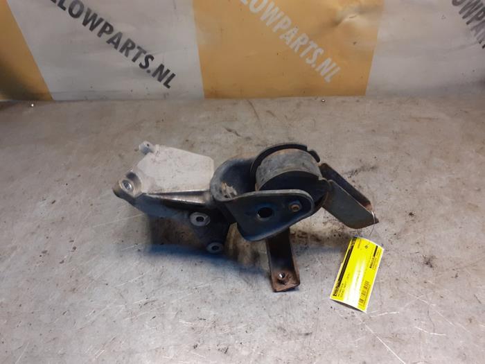 Gebruikte Motorrubber Suzuki Swift (ZA/ZC/ZD) 1.2 16V Prijs € 34,99 Margeregeling aangeboden door Yellow Parts