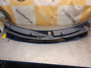 Gebruikte Paravan Suzuki Swift (ZA/ZC/ZD) 1.2 16V Prijs € 47,50 Margeregeling aangeboden door Yellow Parts