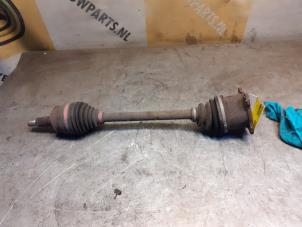 Gebruikte Steekas links-achter Suzuki Grand Vitara II (JT) 2.0 16V Prijs € 49,00 Margeregeling aangeboden door Yellow Parts