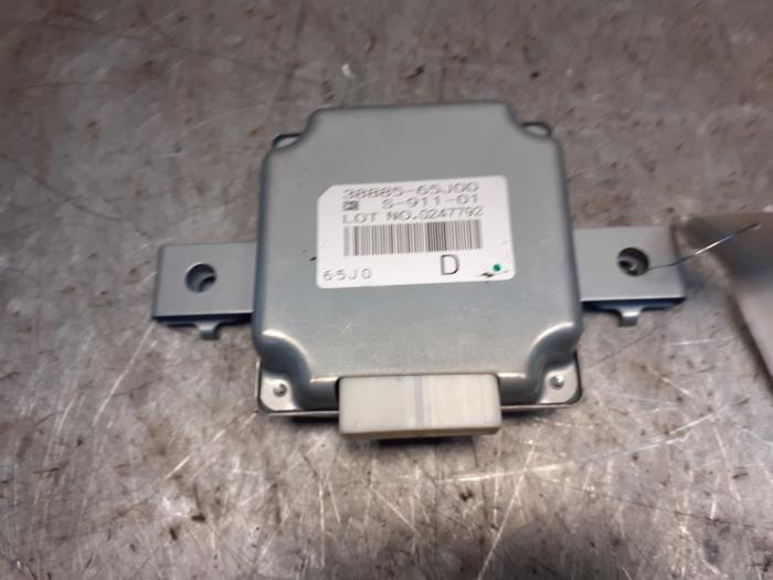 Gebruikte Transfer module 4x4 Suzuki Grand Vitara II (JT) 2.0 16V Prijs € 79,00 Margeregeling aangeboden door Yellow Parts