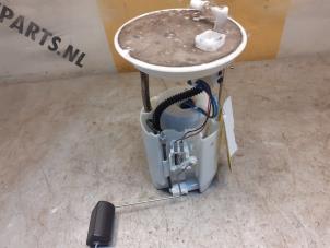 Gebruikte Benzinepomp Suzuki Swift (ZA/ZC/ZD) 1.2 16V Prijs € 49,00 Margeregeling aangeboden door Yellow Parts