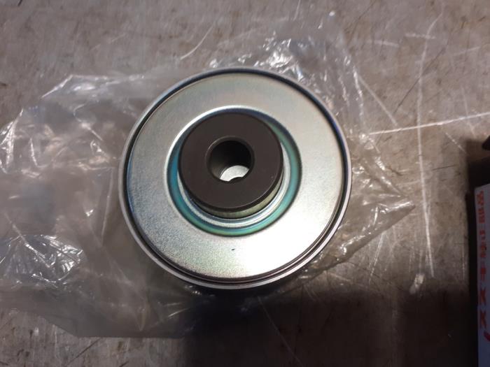 Gebruikte Omlooprol multieriem Suzuki Swift (SF310/413) 1.3 Prijs € 17,50 Margeregeling aangeboden door Yellow Parts
