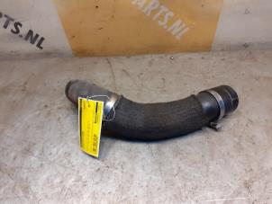 Gebruikte Intercooler Slang Suzuki SX4 S-Cross (JY) 1.4 Booster Jet Turbo 16V AllGrip Prijs € 29,99 Margeregeling aangeboden door Yellow Parts