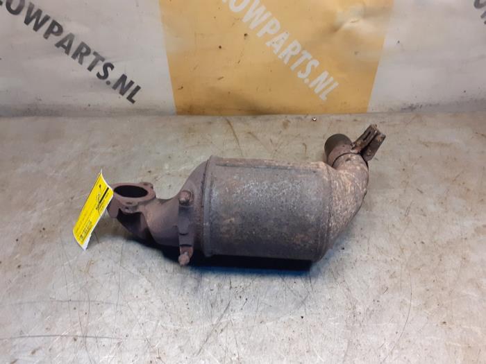 Gebruikte Katalysator Fiat Doblo Cargo (223) 1.3 D 16V Multijet DPF Prijs € 199,00 Margeregeling aangeboden door Yellow Parts