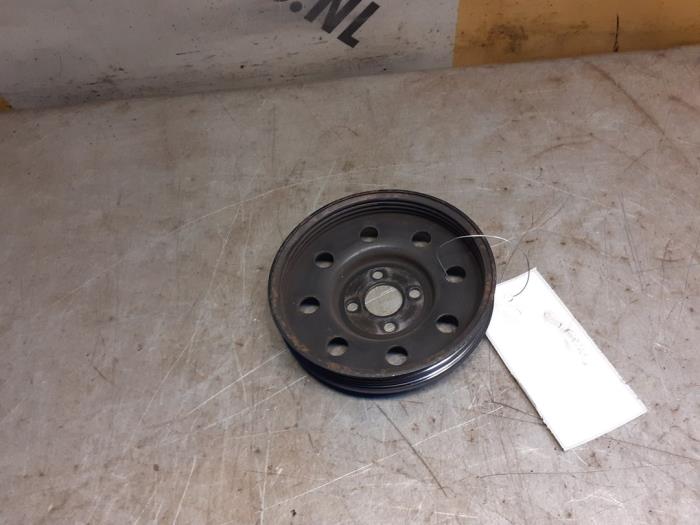 Gebruikte Poelie Waterpomp Suzuki Swift (ZA/ZC/ZD1/2/3/9) 1.3 VVT 16V Prijs € 24,99 Margeregeling aangeboden door Yellow Parts