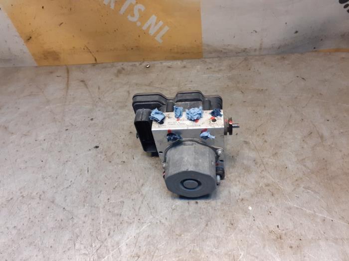 Gebruikte ABS Pomp Suzuki SX4 S-Cross (JY) 1.4 Booster Jet Turbo 16V AllGrip Prijs € 249,00 Margeregeling aangeboden door Yellow Parts