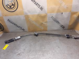 Gebruikte Schakelkabel Versnellingsbak Suzuki SX4 (EY/GY) 1.6 16V VVT Comfort,Exclusive Autom. Prijs € 99,00 Margeregeling aangeboden door Yellow Parts