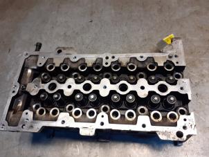 Gebruikte Cilinderkop Fiat Doblo Cargo (223) 1.3 D 16V Multijet DPF Prijs € 195,00 Margeregeling aangeboden door Yellow Parts