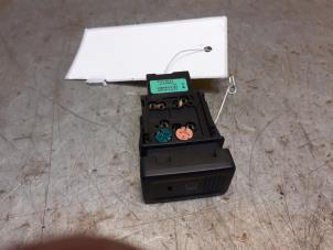 Gebruikte Mistlamp Schakelaar Suzuki SX4 S-Cross (JY) 1.4 Booster Jet Turbo 16V AllGrip Prijs € 14,99 Margeregeling aangeboden door Yellow Parts